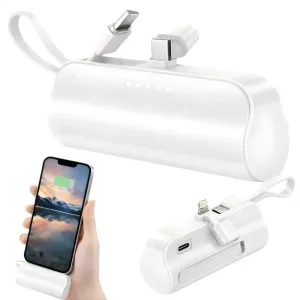 [ "5000mAh bela prenosna baterija z Lightning in USB-C powerbank za polnjenje" ]