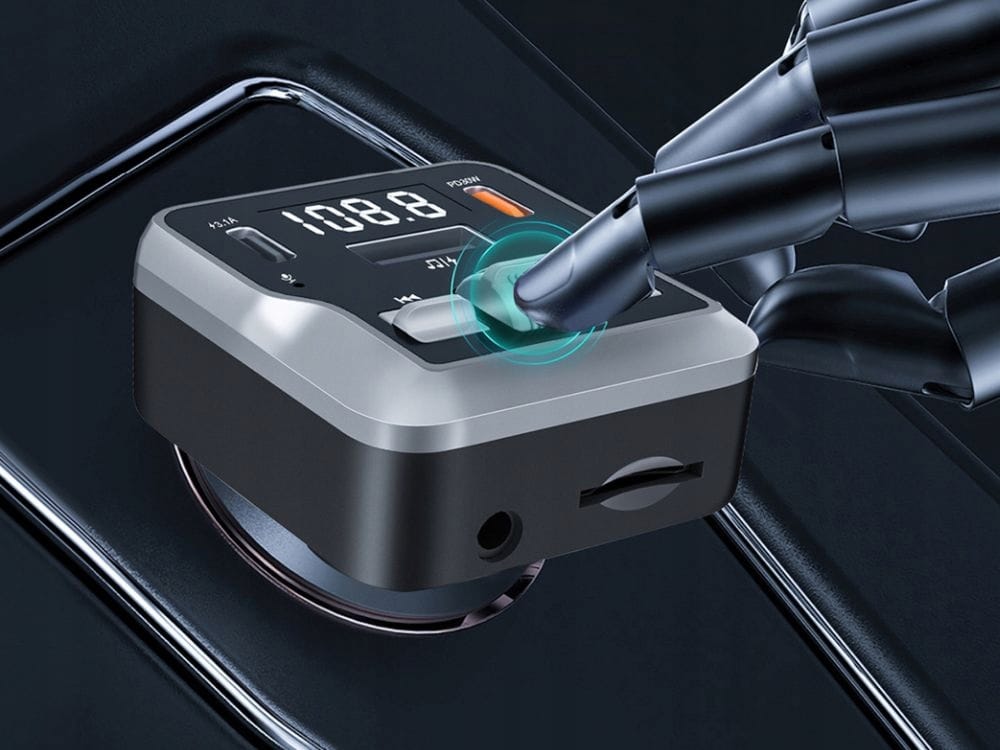 Avto bluetooth 5.3 FM oddajnik 2x USB LCD 12-24V SD 4 Avto bluetooth 5.3 FM oddajnik 2x USB LCD 12-24V SD - slika 2