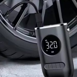 LED aku. 2000mAh električni kompresor za kolo in avto do 10Bar z LCD