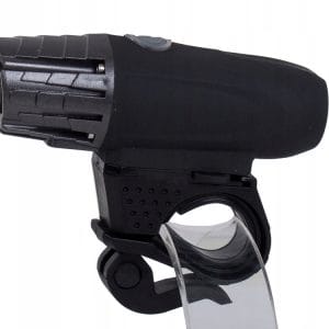 LED aku. sprednja kolesarska svetilka USB CREE XM-L2 IPX6 17 LED aku. sprednja kolesarska svetilka USB CREE XM-L2 IPX6
