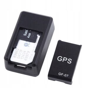 Mini aku. lokator GPS sledilnik za SIM kartice in mikrofon 18 Miniaturni GPS sledilnik s SIM kartico in vgrajenim mikrofonom ob kovancu